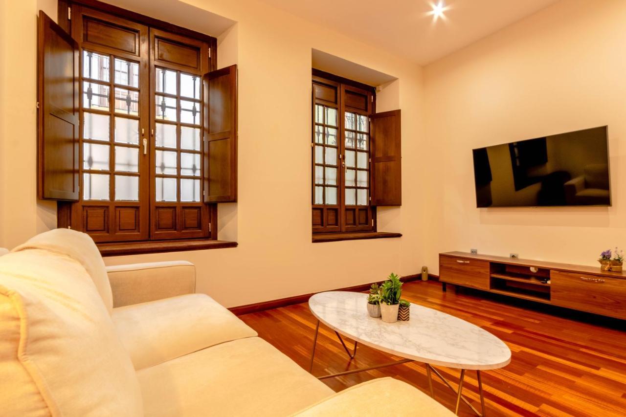 Pedro Nino Eleven Suites Appartement